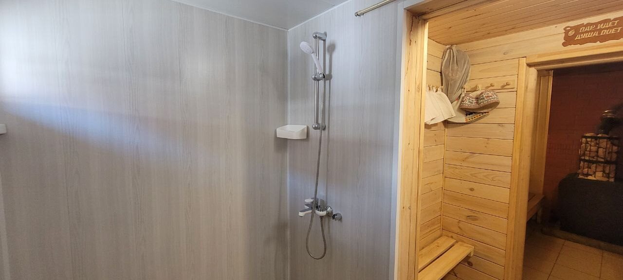 Banya — Shower 2